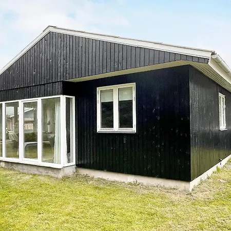 6 Person Holiday In Oksb L