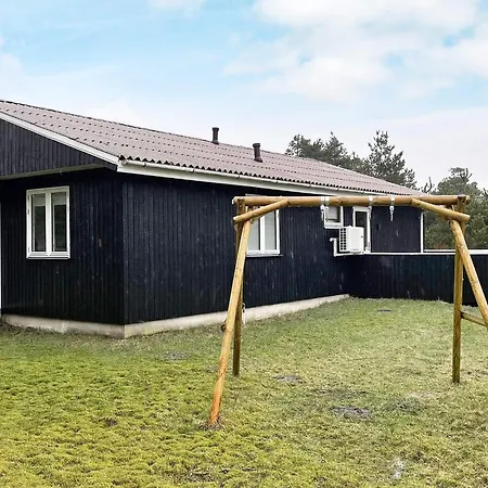 6 Person Holiday In Oksb L